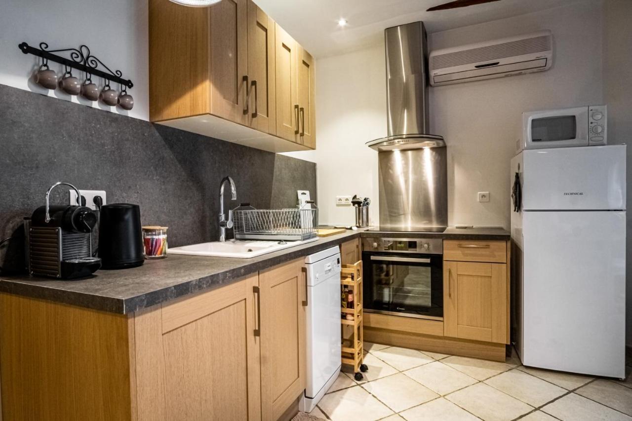 Appartement Au Coeur De L'Isle Sur La Sorgue Bagian luar foto